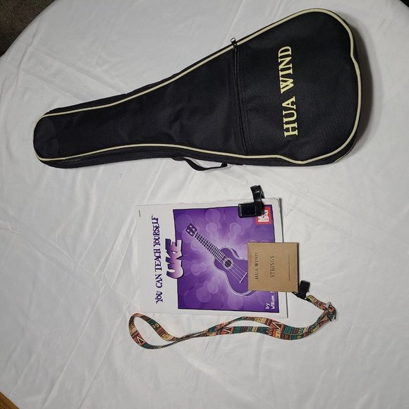 Hua Wind Brown Wood Ukulele 20 In Kit With Lessons + Everything Needed To Learn - Picture 2 of 5